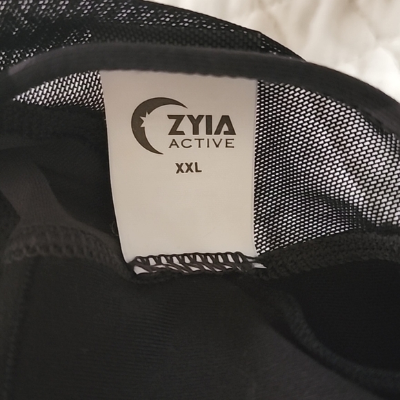 Zyia All Star Bra Green/Black Camo XXL - Picture 8 of 8